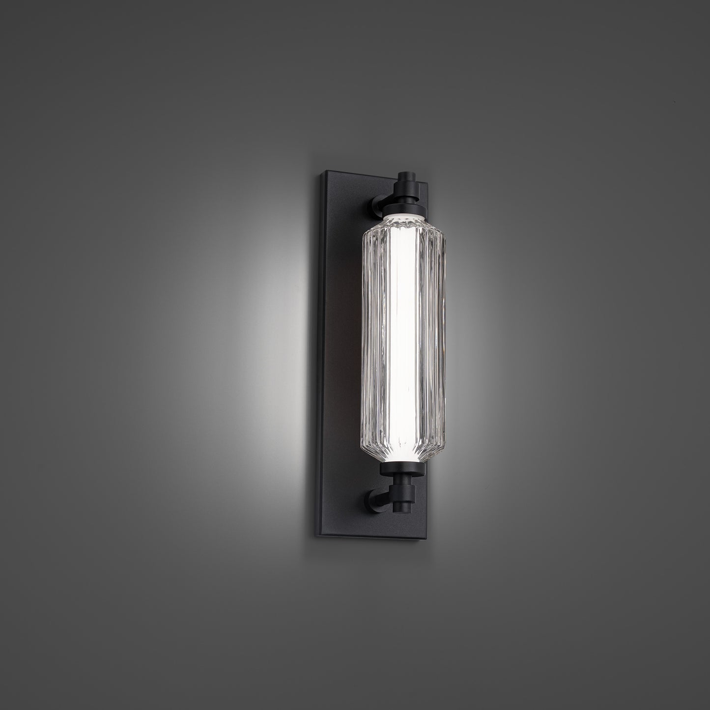 18" Portos Outdoor Sconce 4CCT